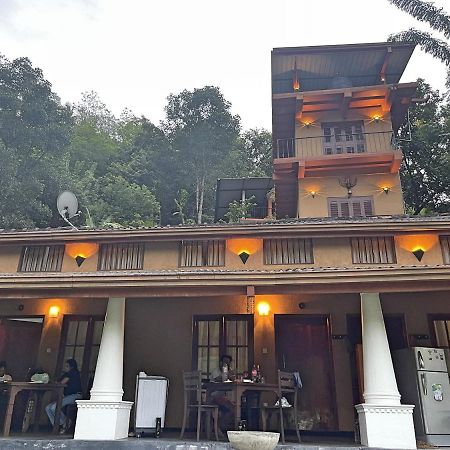 Eagles Lodge - Kandy Дигана Экстерьер фото